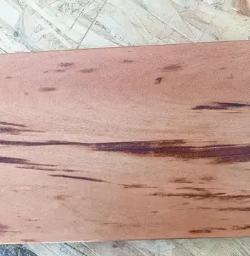 atelier bois à Saint-Urbain - image 3