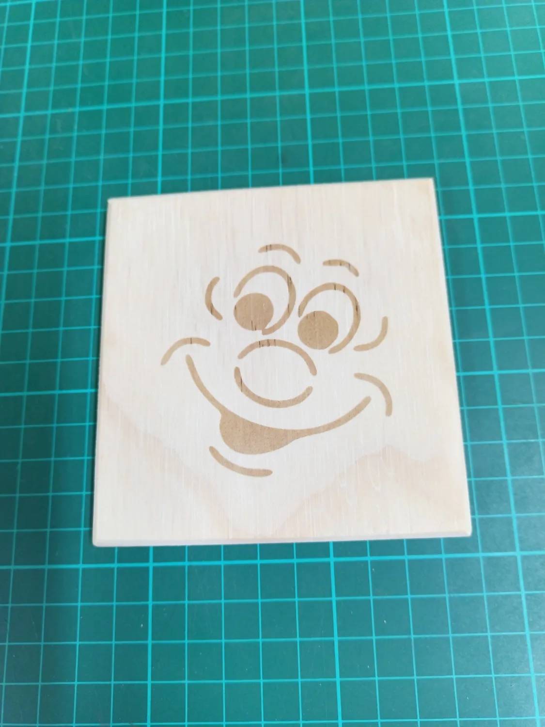 decoupe de bois au laser challans