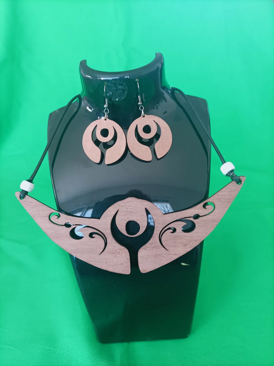 decoupe de bois au laser la garnache