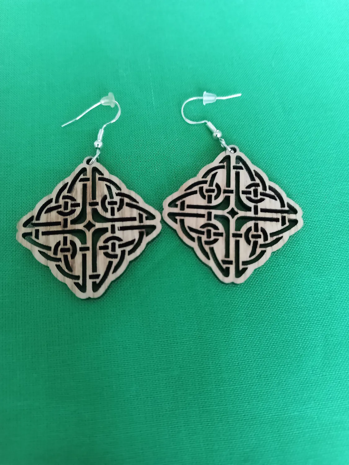 decoupe de bois au laser saint gilles croix de vie