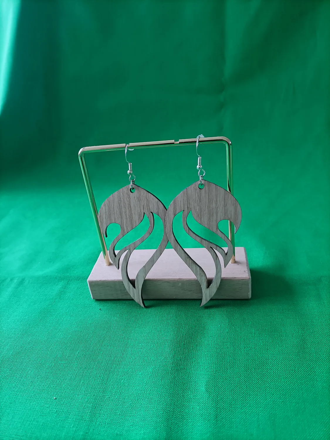 decoupe de bois au laser saint gilles croix de vie