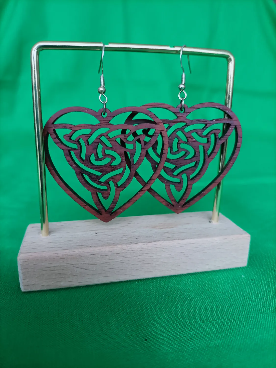 decoupe de bois au laser saint urbain