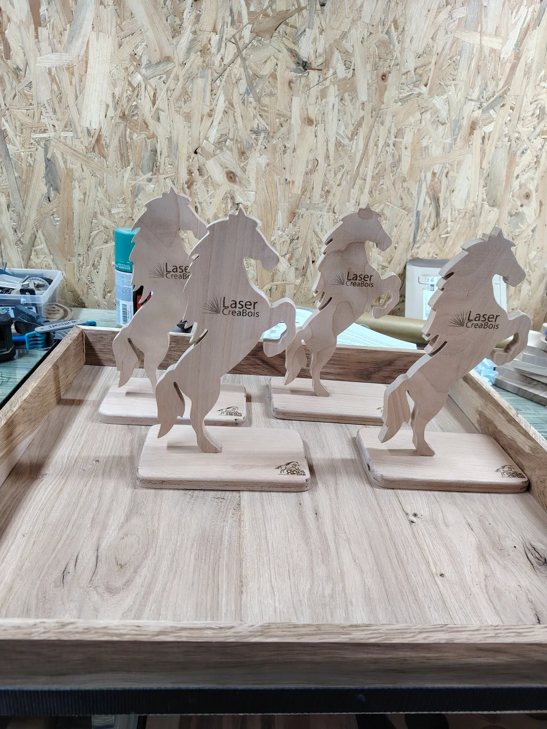 decoupe de bois au laser saint urbain