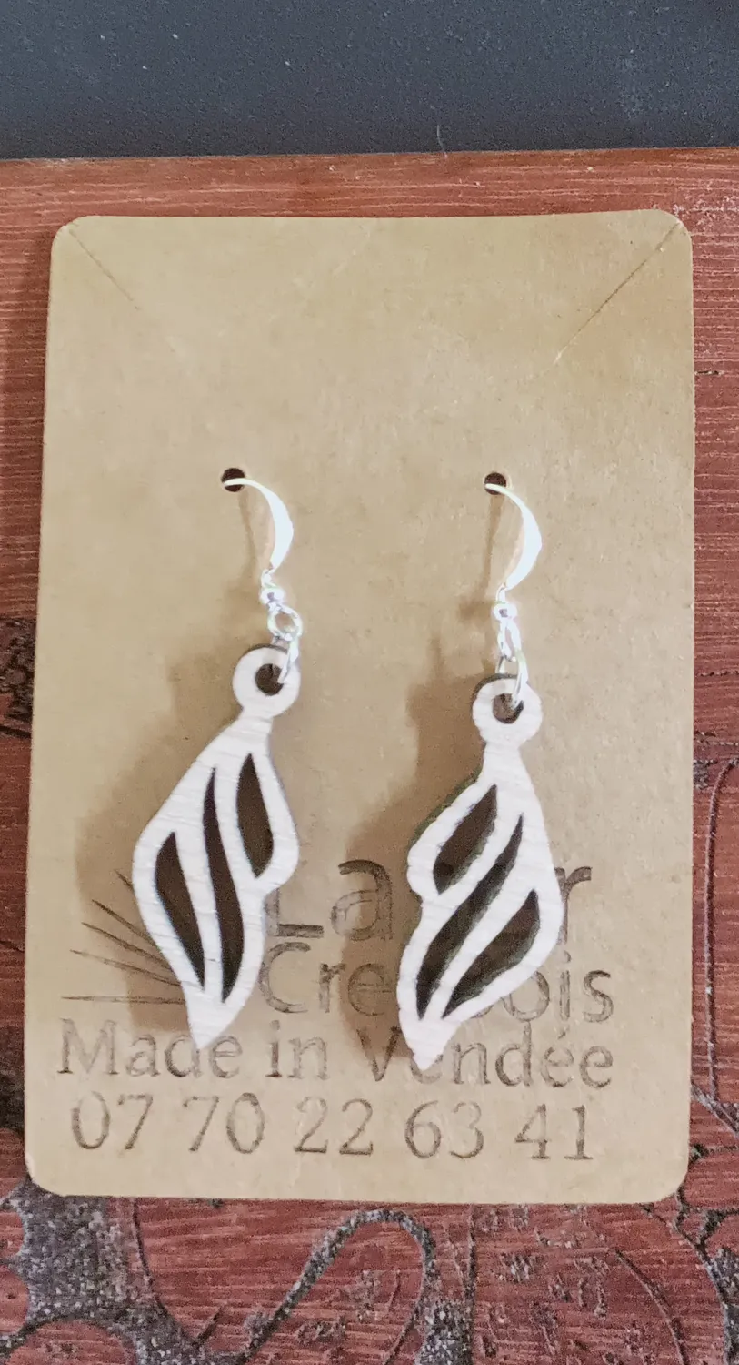 enseigne sur bois sur mesure saint gilles croix de vie