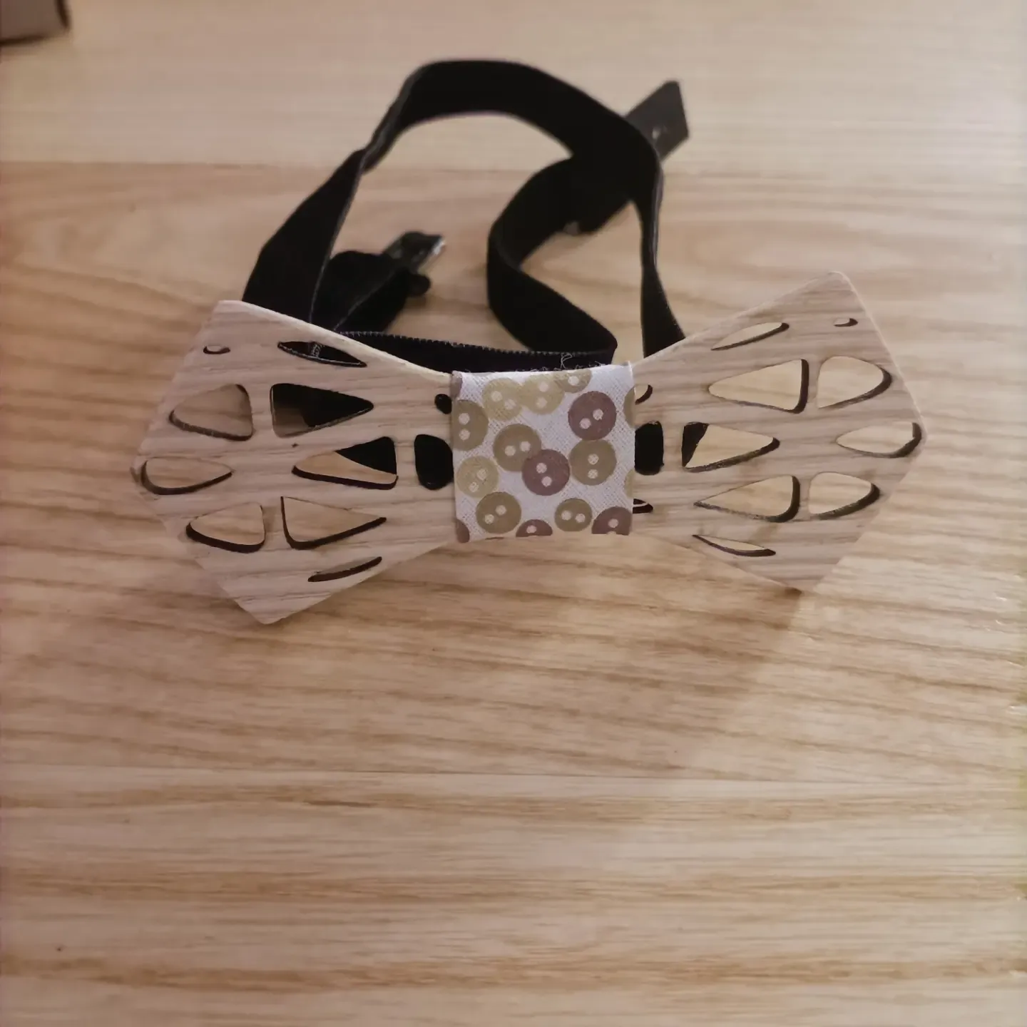 fabricant de volets en bois la garnache