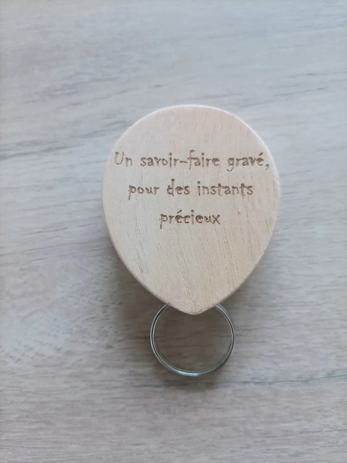 gravure au laser sur bois challans