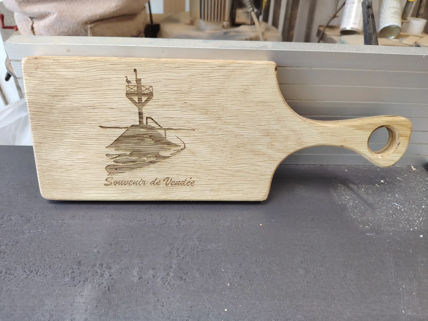 gravure au laser sur bois la garnache