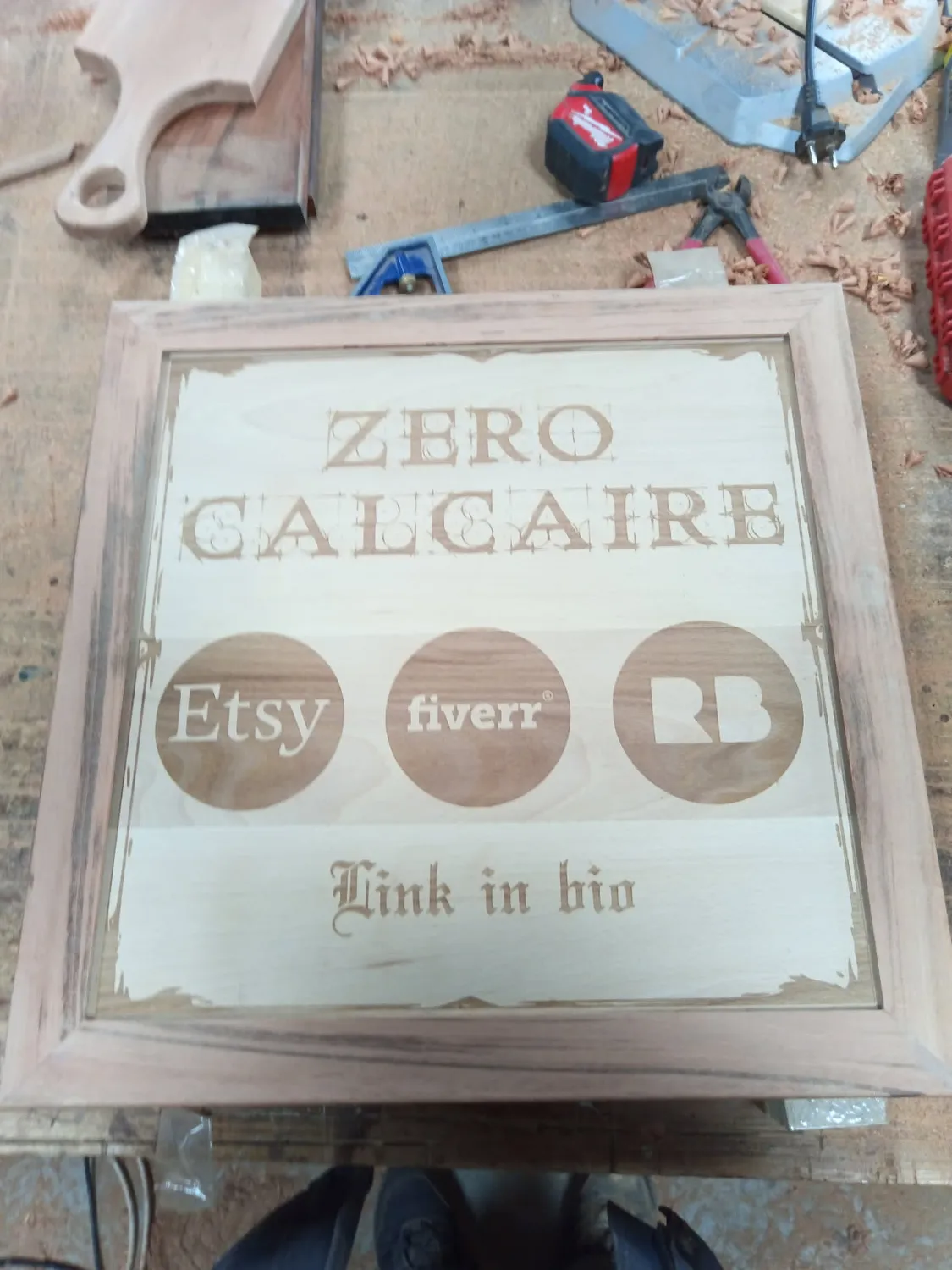 gravure au laser sur bois notre dame de monts