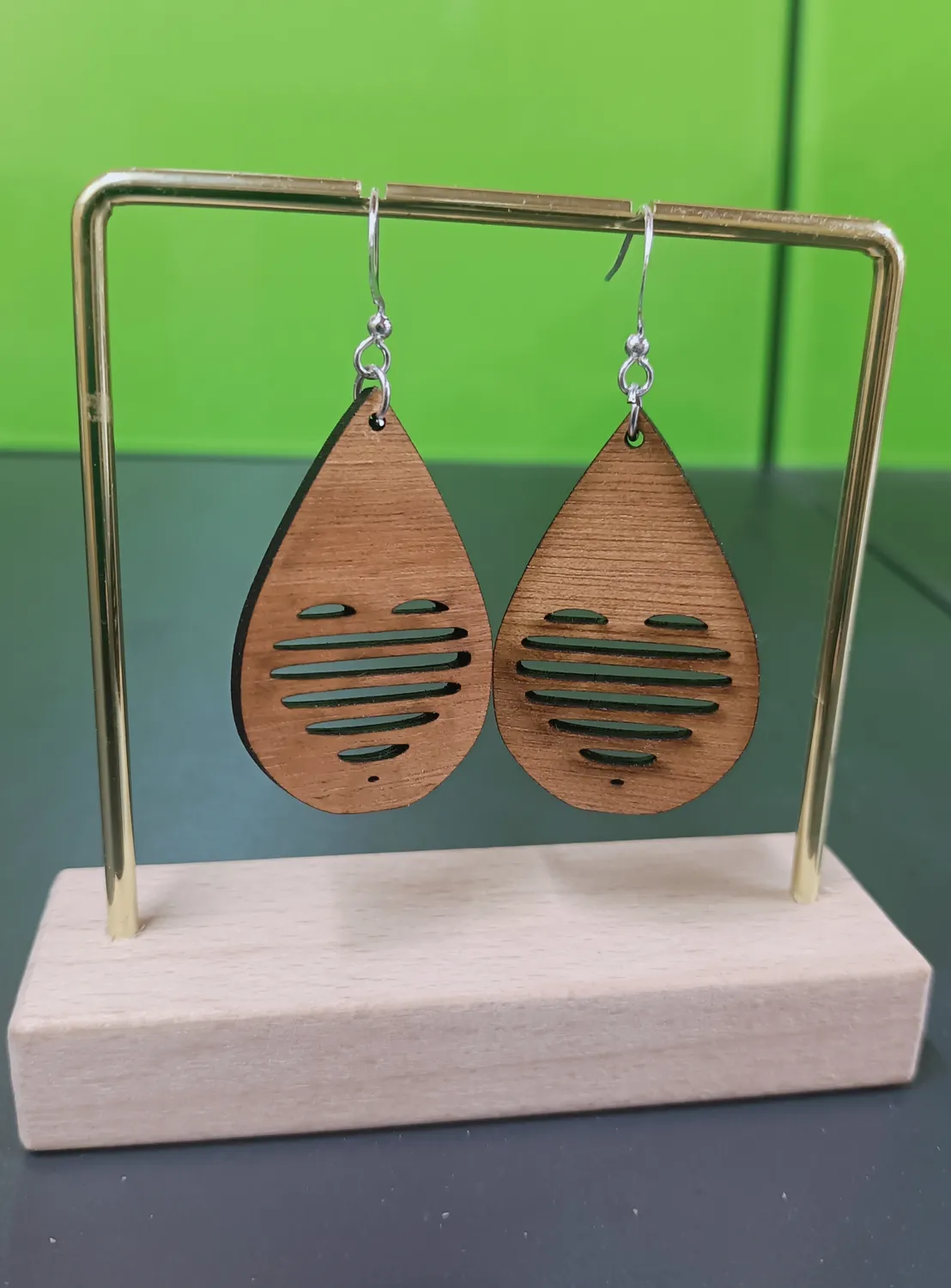 gravure au laser sur bois saint gervais