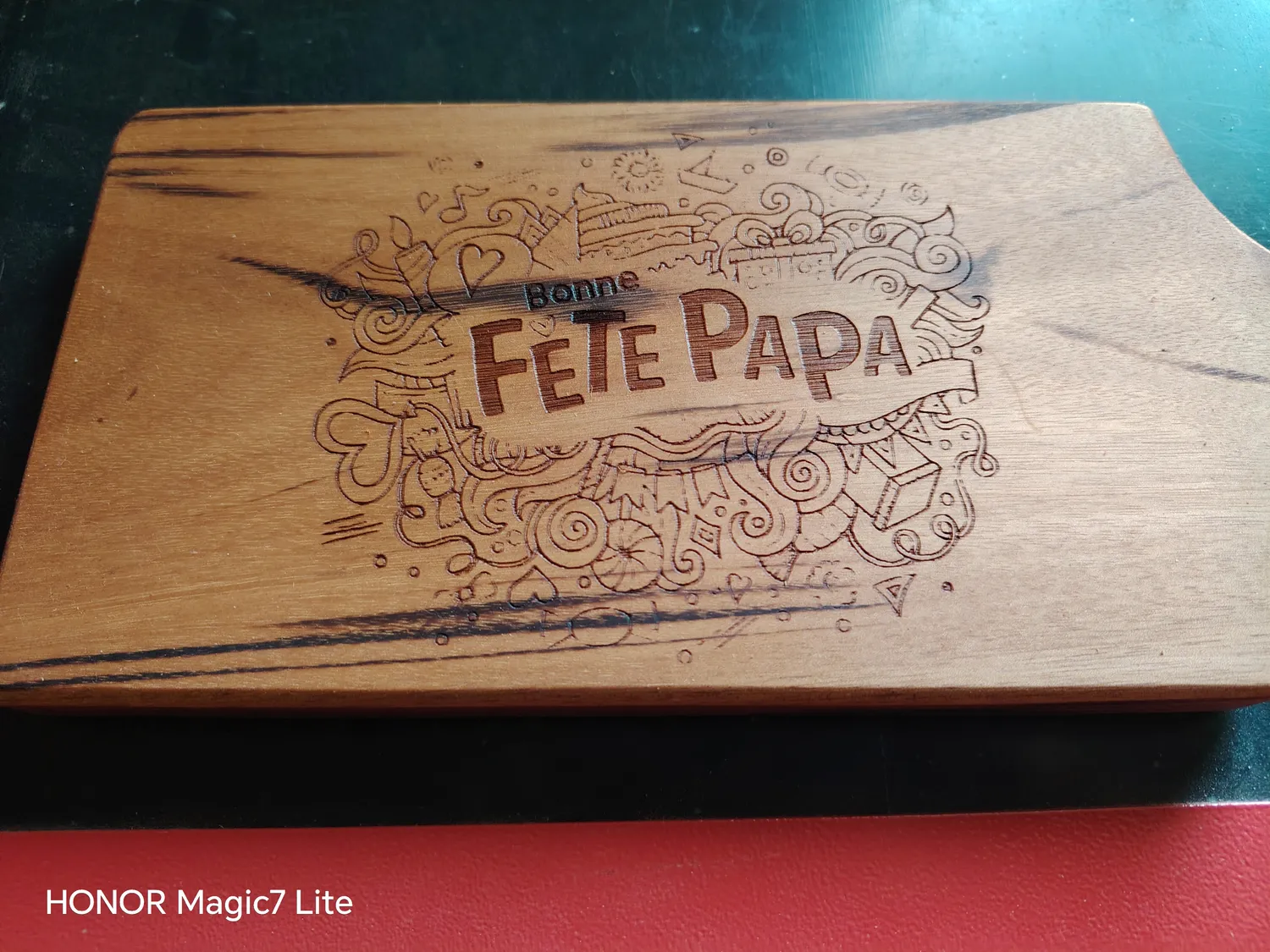 gravure au laser sur bois saint hilaire de riez