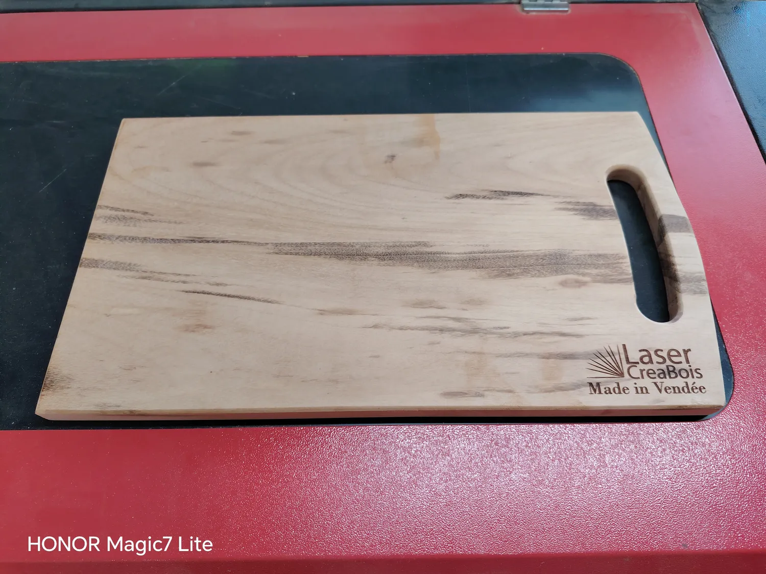 gravure au laser sur bois saint urbain