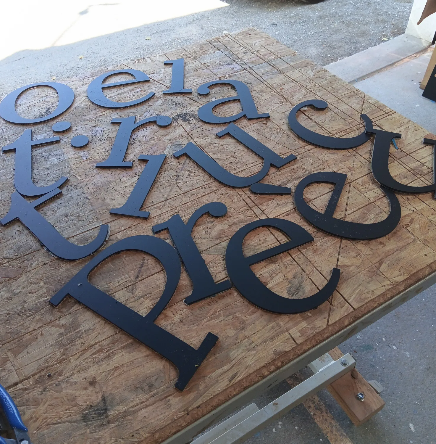 gravure au laser sur bois saint urbain